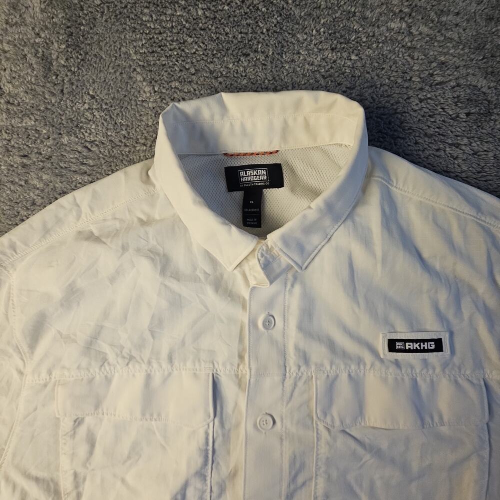Mens XL Relaxed Fit Vented Short Sleeve Alaskan Hardgear Shirt by Duluth Trading